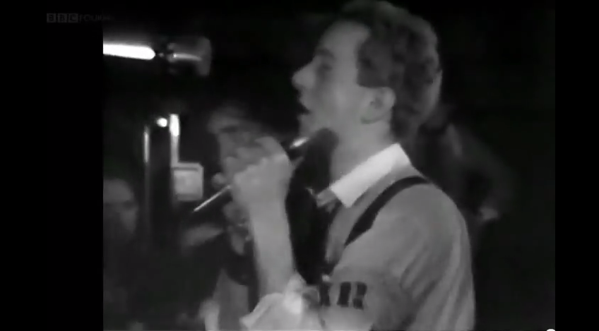 The Clash New Year s Day 77 YouTube 2015 01 09 13.12.48