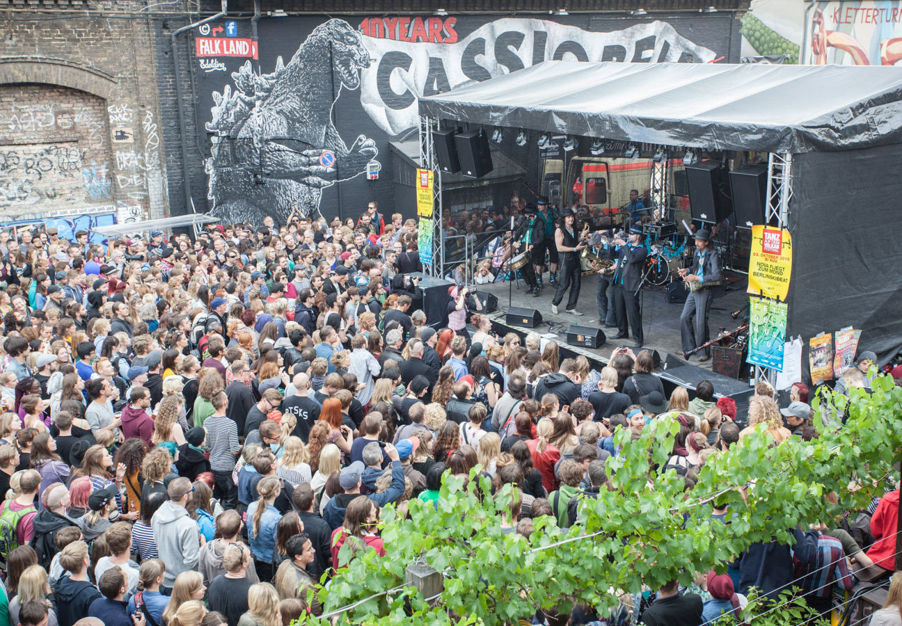 Fête de la Musique 2015 in Berlin: Berlinski Beat im Badehaus Szimpla (c) Axel Laljak