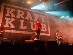 Kraftklub @ Highfield Festival 2017 - Foto: Bine Gasse // common-tales.com